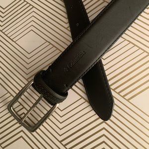 Columbia Black Leather Belt Size 32